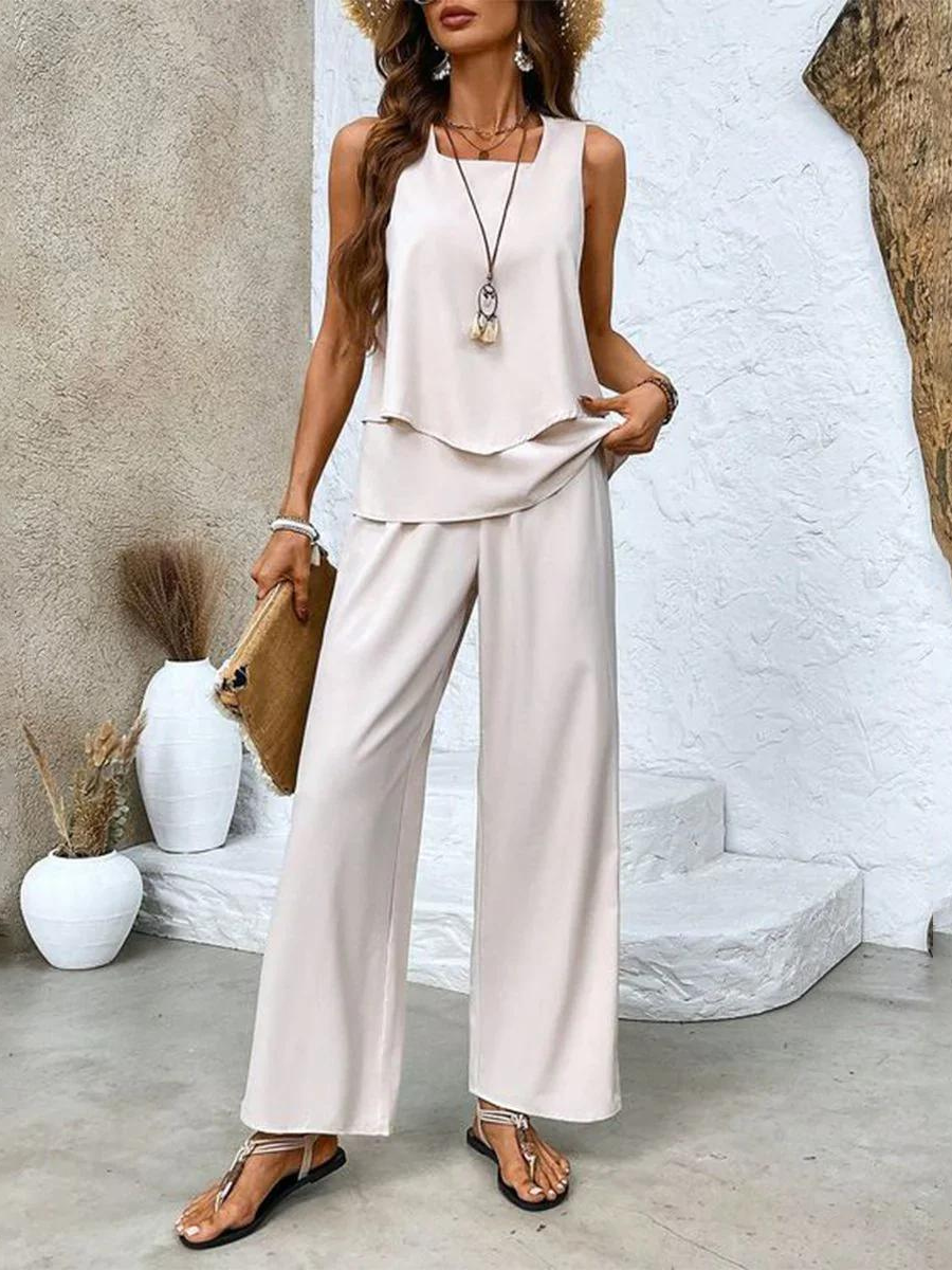 Zweiteiliges Damen-Set mit ärmellosem Oberteil und gemusterter Hose