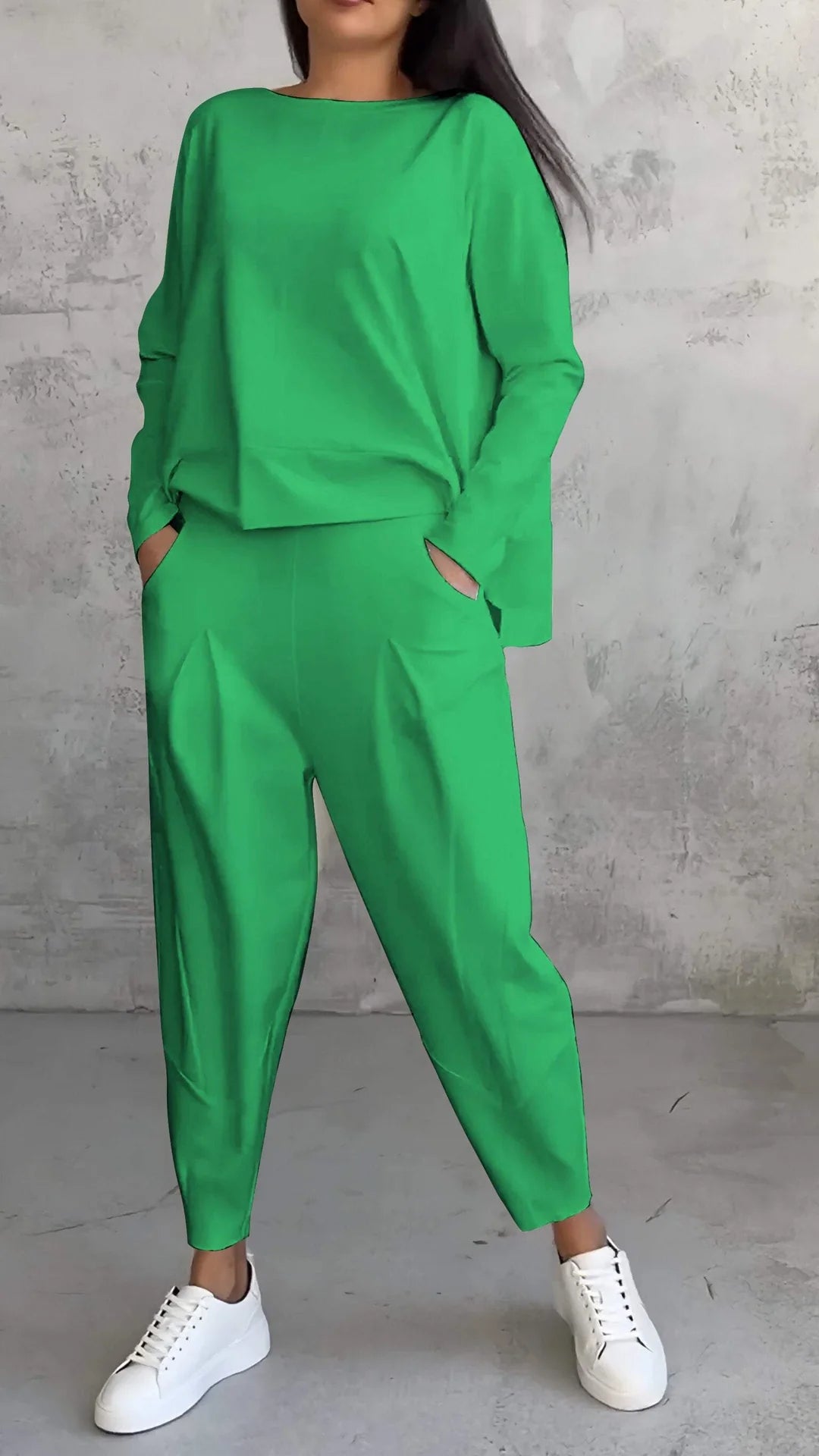 Zweiteiliges Set mit langärmligem Oberteil und elastischer Hose