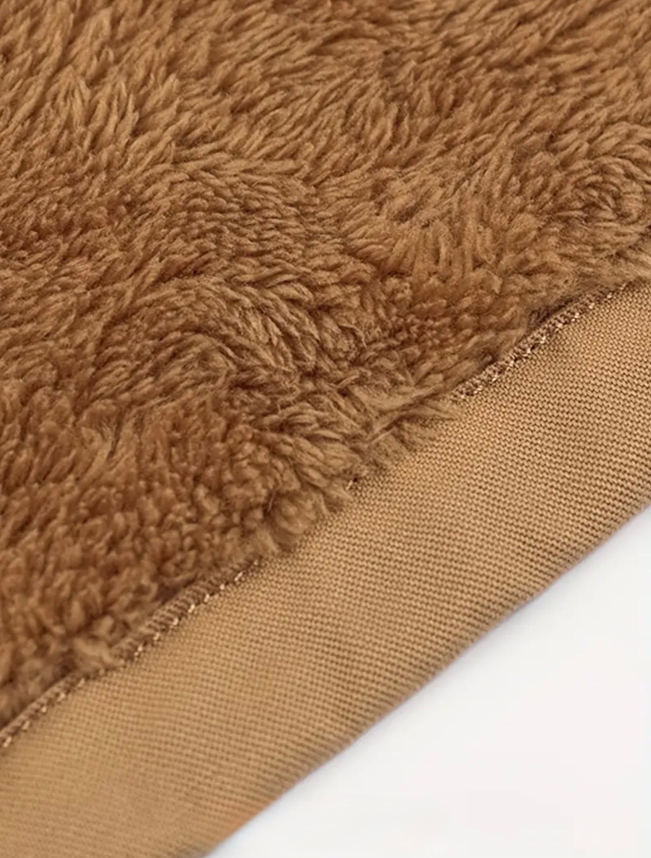 Herren Winterjacke mit Futter und abnehmbarer Kapuze