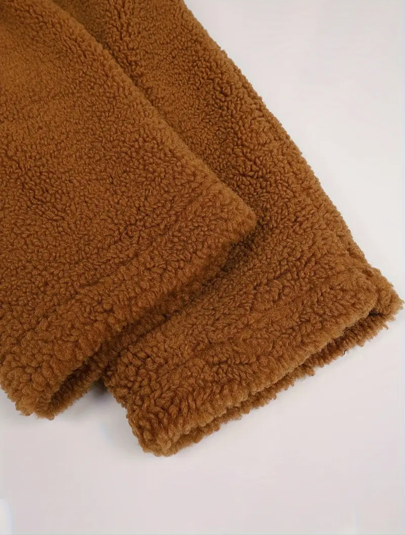 Langer Damenmantel mit Kapuze – Warm, Bequem & Stilvoll für den Winter