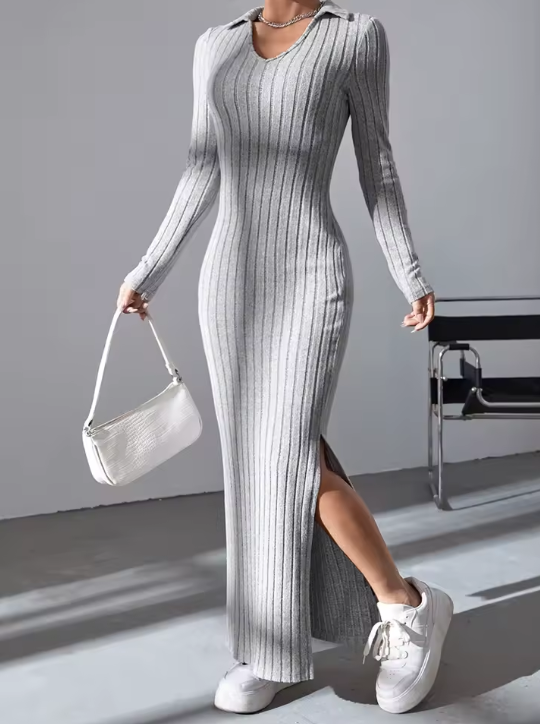 Damenkleid mit Rippenmuster und langen Ärmeln