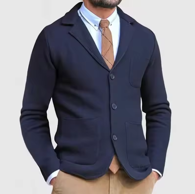 Strickjacke mit Reverskragen und Knopfleiste