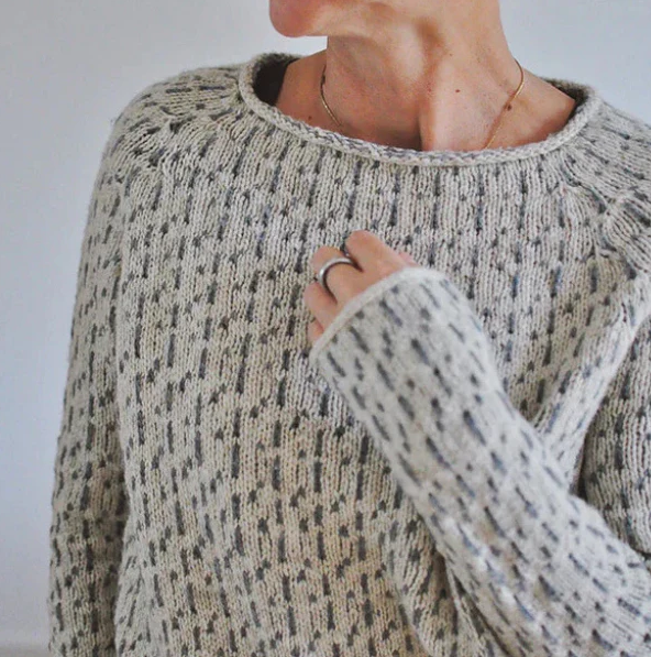 Gestrickter Damen Pullover mit langen Ärmeln | Warm