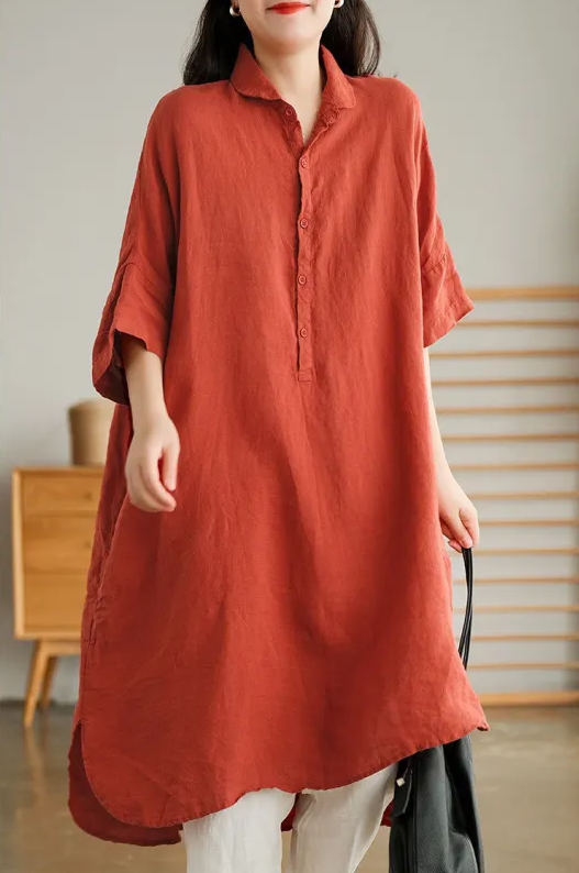 Kleid mit Kragen und halblangen Ärmeln