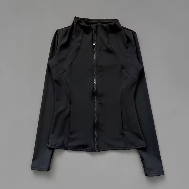 Sportliche Damenjacke mit Reißverschluss und sportlichem Schnitt