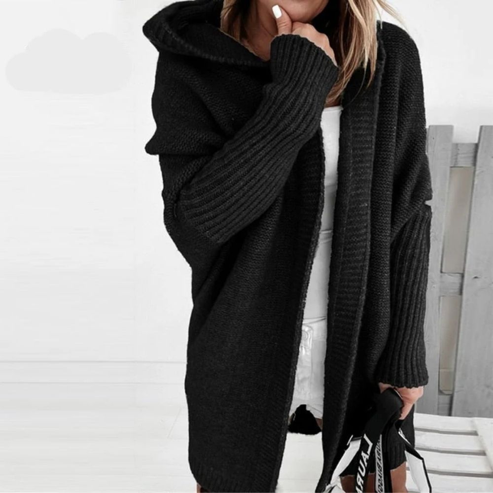 Gemütliche Damen-Strickjacke mit Kapuze im offenen Design