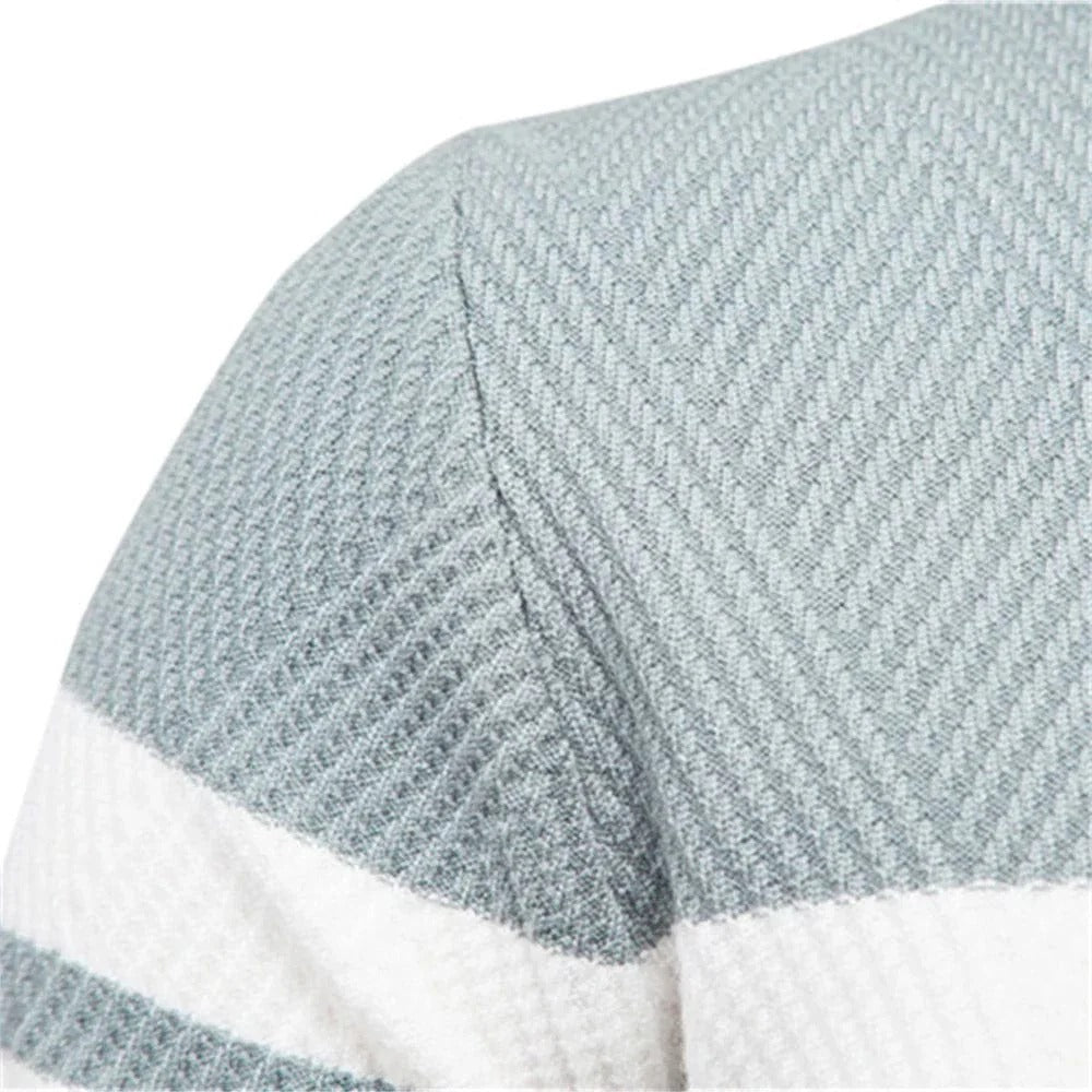 Herrenpullover mit Rundhalsausschnitt & Streifen