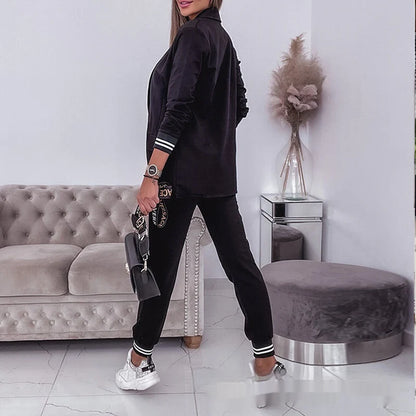 Zweiteiliges Set mit offenem Blazer und schmaler Hose mit Streifendetail