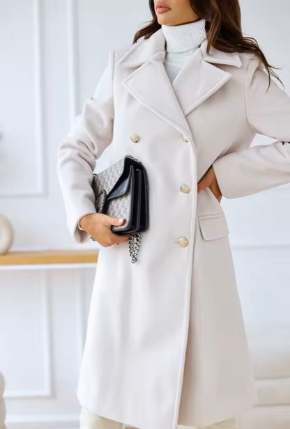 Langer Damen Mantel mit zweireihiger Knopfleiste | Warm
