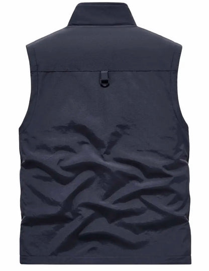 Herrenweste mit Stehkragen und Mehrfachtaschen