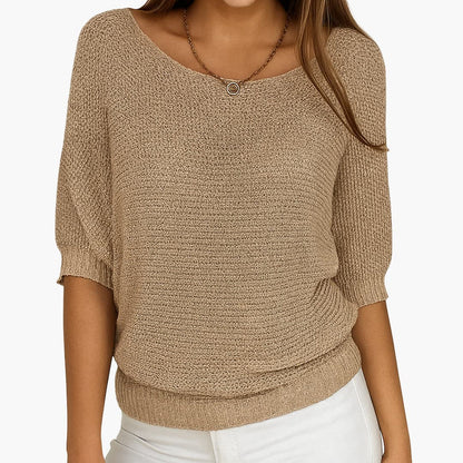 Leichter Strickpullover mit halblangen Ärmeln