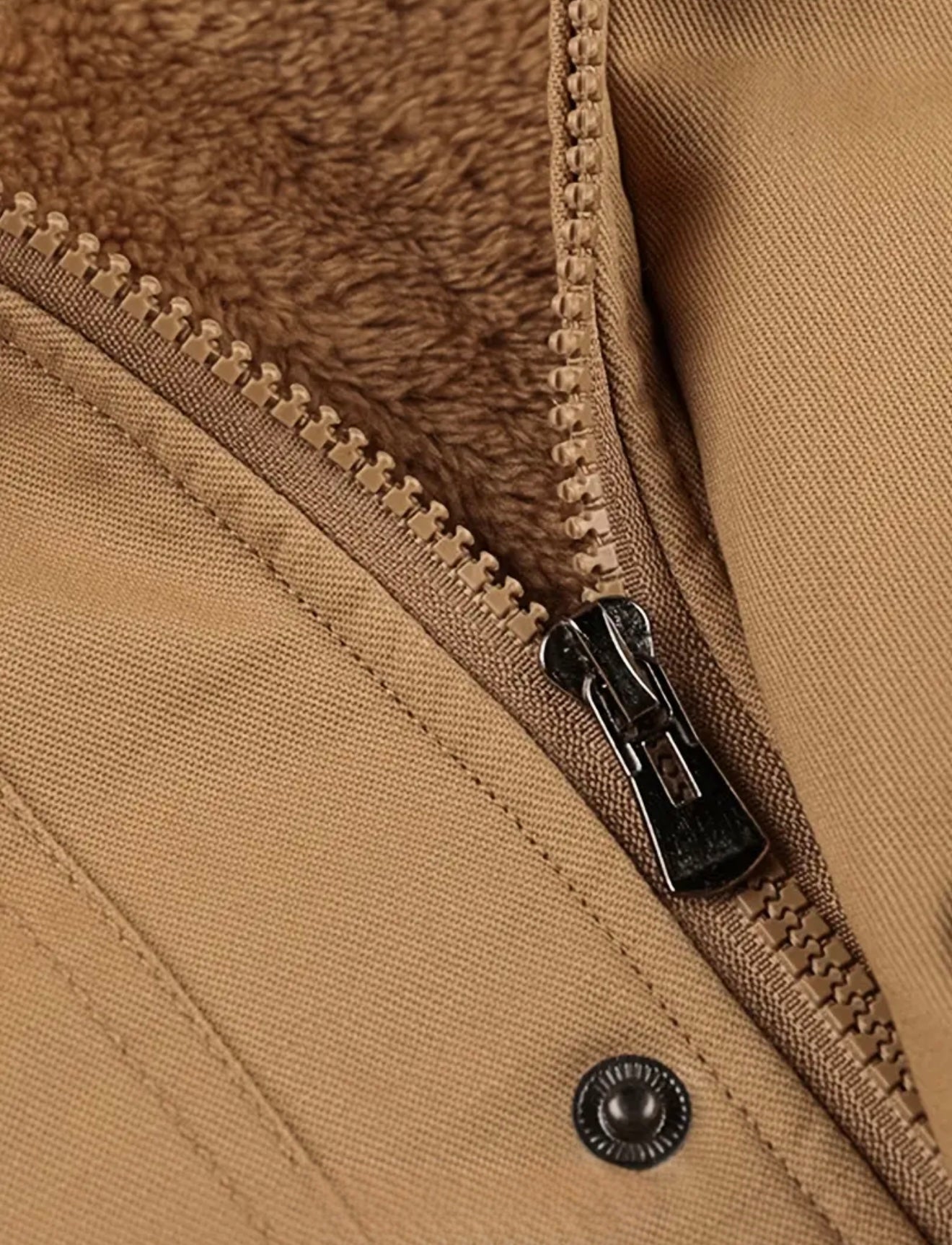 Herren Winterjacke mit Futter und abnehmbarer Kapuze