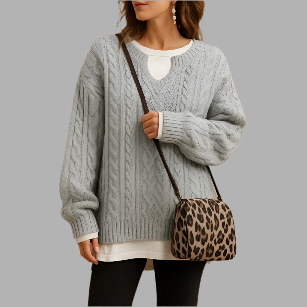 Damenstrickpullover mit Zopfmuster