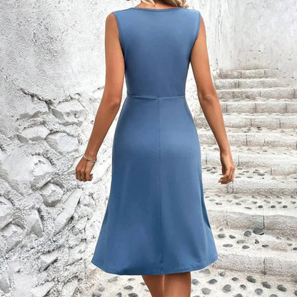 Ärmelloses Damenkleid mit V-Ausschnitt und floralem Druck