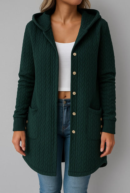 Stilvoller Strickmantel für Damen mit Kapuze und Knopfleiste