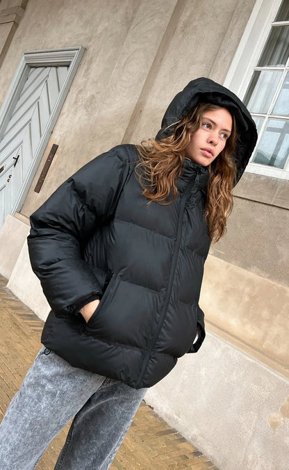 Damen-Steppjacke mit Kapuze