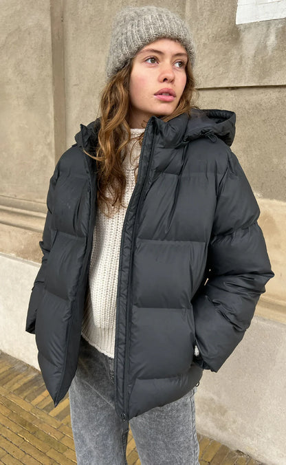 Damen-Steppjacke mit Kapuze