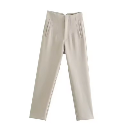 Elegant geschnittene Hose für Damen mit einem hohem Bund