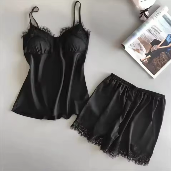 Damen-Nachtwäsche-Set mit Top und Short, verziert mit Spitze