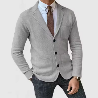 Elegante Strickjacke für Herren mit Reverskragen