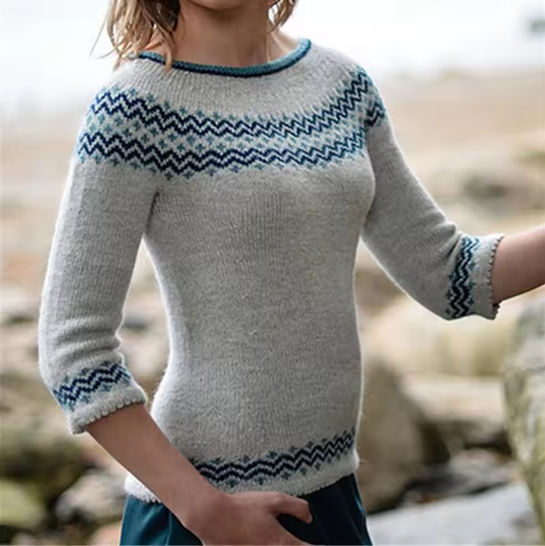 Pullover mit gestricktem Muster und kurzen Ärmeln