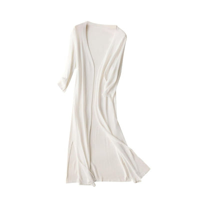 Langes Damenkleid mit Rundhalsausschnitt
