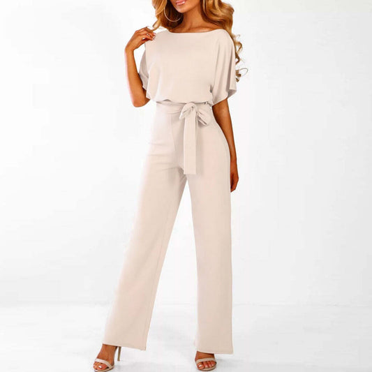 Eleganter Jumpsuit mit Taillengürtel und geradem Schnitt