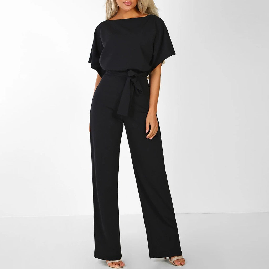 Eleganter Jumpsuit mit Taillengürtel und geradem Schnitt