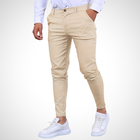 Schmal geschnittene Herren-Hose mit Taschen