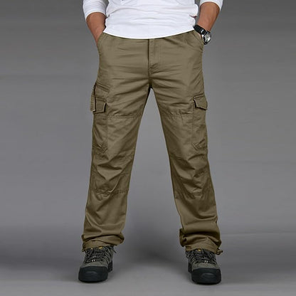 Funktionale Herren Cargohose mit aufgesetzten Taschen und geradem Schnitt