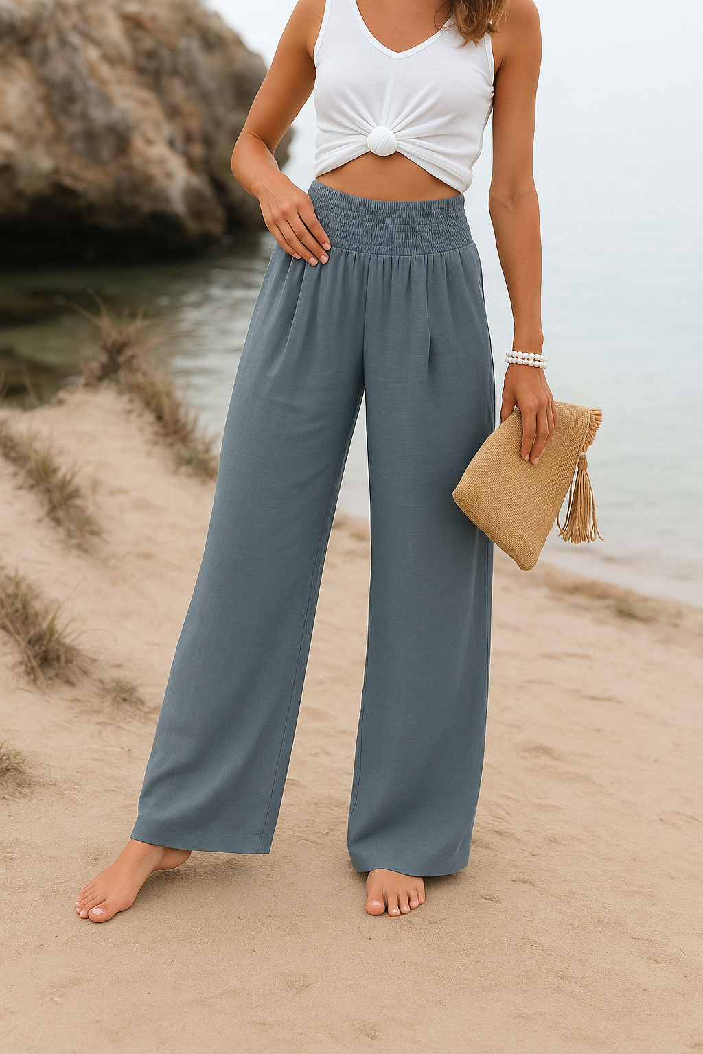 Damenhose mit weitem Bein, elastischem Bund und leichtem Stoff