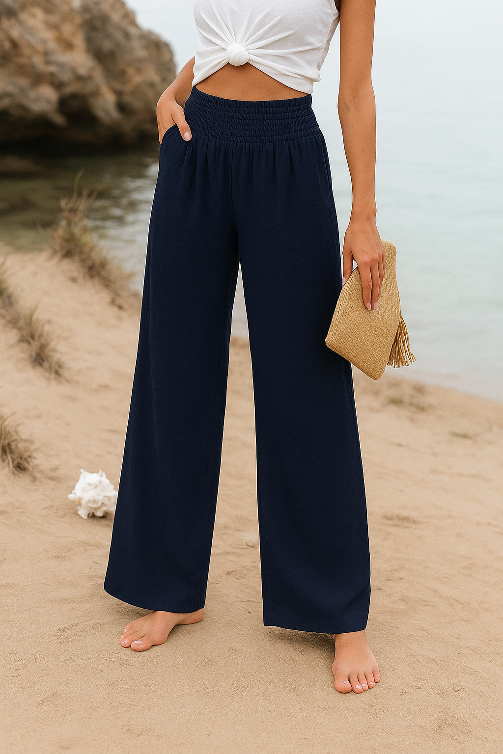 Damenhose mit weitem Bein, elastischem Bund und leichtem Stoff