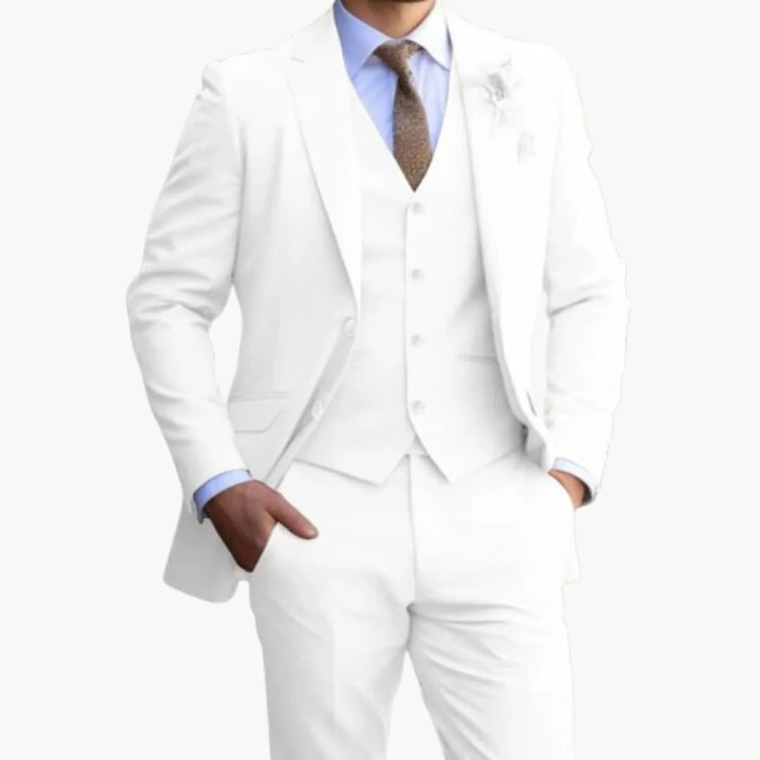 Dreiteiliger Herrenanzug mit Weste und schmalem Reverskragen