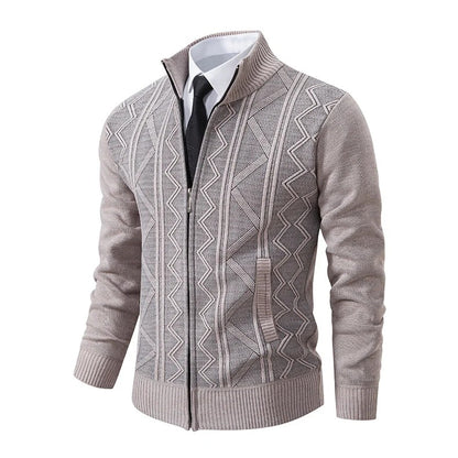 Herren-Strickjacke mit Zopfmuster und Reißverschluss