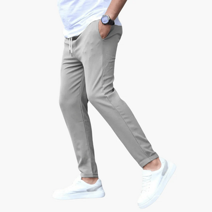Herren-Hose mit schmalem Bein und elastischem Bund
